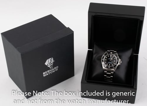 Box / Paper shot of Sea-Dweller
