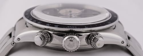 Crown Side Shot of Daytona Cosmograph