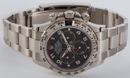 Front View of Daytona Cosmograph
