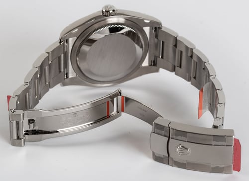 Open Clasp Shot of Datejust