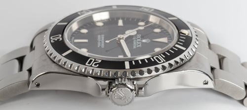 Crown Side Shot of Submariner