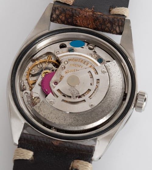 Caseback of Explorer Vintage
