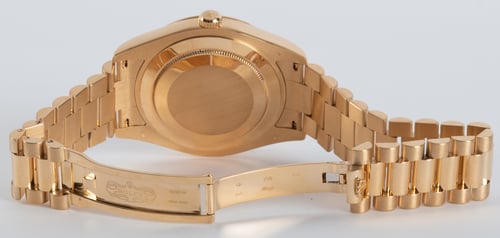 Open Clasp Shot of Day-Date II President