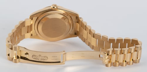 Open Clasp Shot of Day-Date President