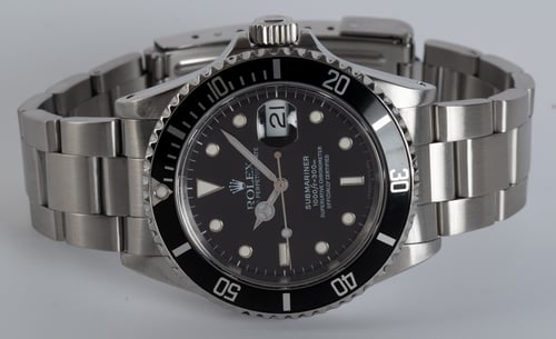 Front View of Submariner Date