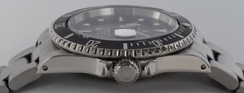Crown Side Shot of Submariner Date