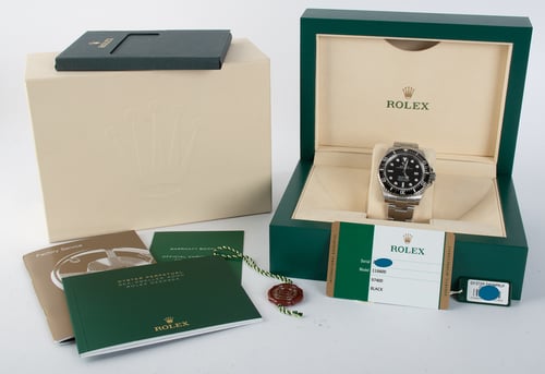 Box / Paper shot of Sea-Dweller 4000