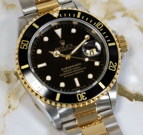 Extra Shot of Submariner Date