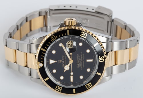 Front View of Submariner Date