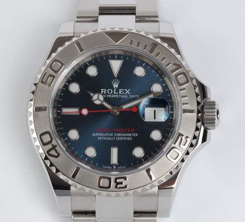 Front Shot  of Yacht-Master 40