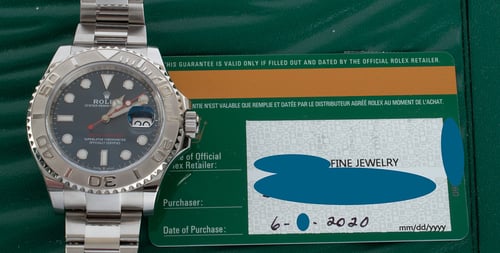Paper shot of Yacht-Master 40