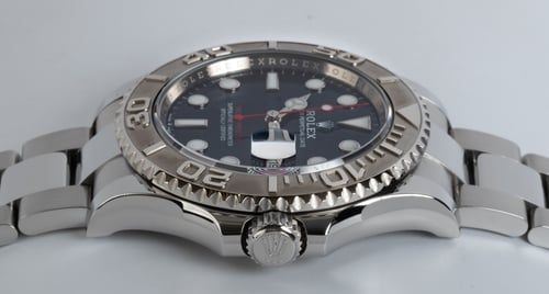 Crown Side Shot of Yacht-Master 40