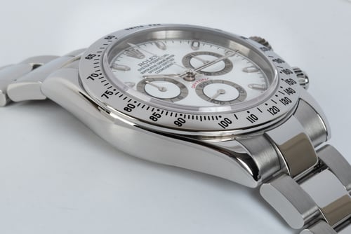 9' Side Shot of Daytona Cosmograph