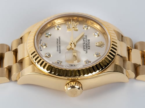 Crown Side Shot of Ladies Datejust President 28