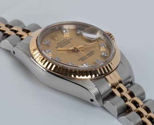 9' Side Shot of Ladies Datejust 26