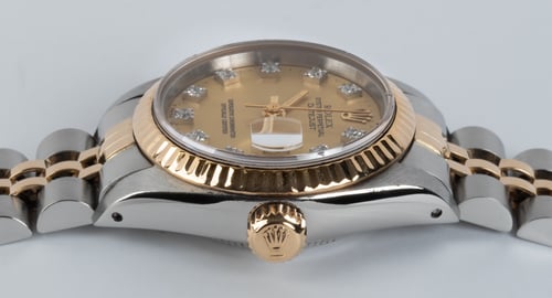 Crown Side Shot of Ladies Datejust 26