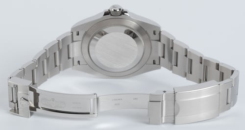 Open Clasp Shot of Air-King 40MM