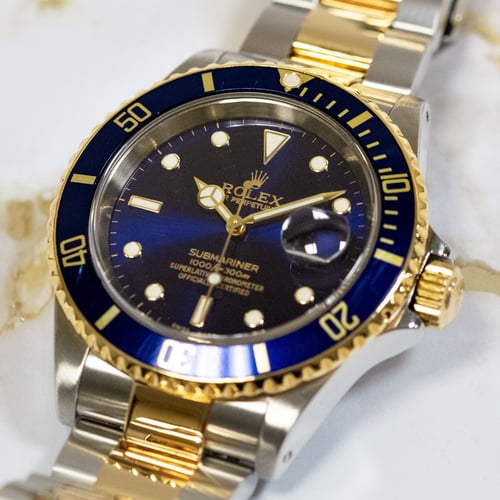 Extra Shot of Submariner Date