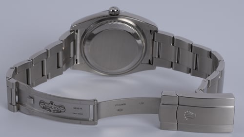 Open Clasp Shot of Air-King 34