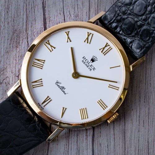 Stylied photo of  of Cellini 34