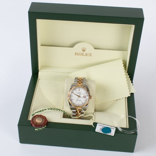 Box / Paper shot of Datejust 36