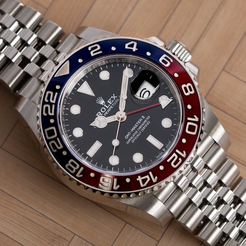 Stylied photo of  of GMT-Master II 'Pepsi'