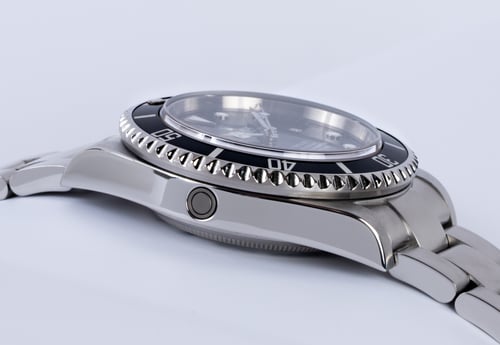 9' Side Shot of Sea-Dweller 4000
