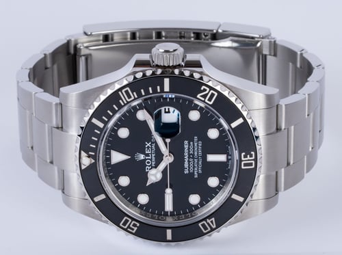 Front View of Submariner Date 41