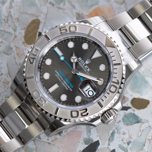 Stylied photo of  of Yacht-Master 40