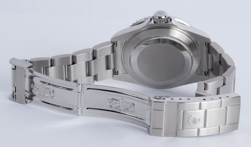 Open Clasp Shot of Submariner Date