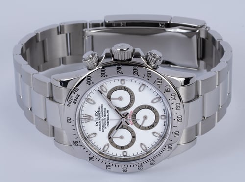 Front View of Daytona Cosmograph
