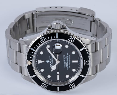 Front View of Submariner Date