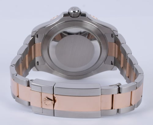 Rear / Band View of Yacht-Master 40