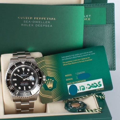 View in Box of Sea-Dweller 43mm