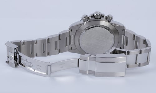 Open Clasp Shot of Cosmograph Daytona