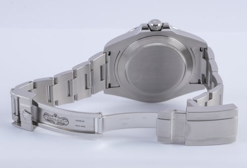Open Clasp Shot of Explorer II 'Polar'