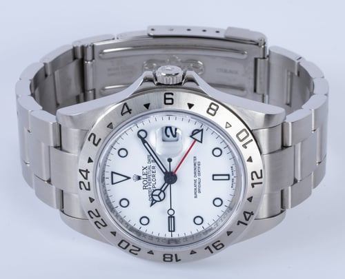 Front View of Explorer II '3186'