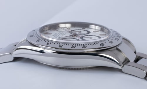 9' Side Shot of Daytona Cosmograph