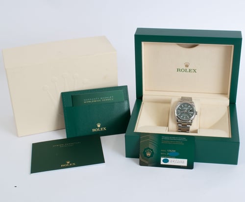 Box / Paper shot of Datejust 36