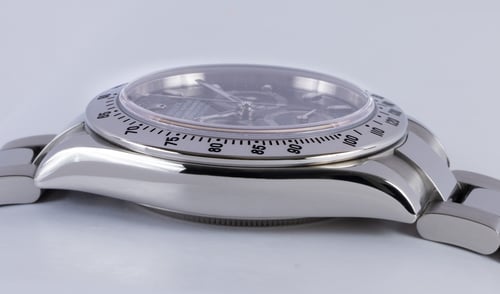 9' Side Shot of Daytona Cosmograph