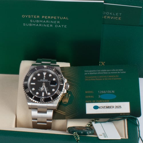 View in Box of Submariner Date 41