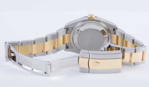 Open Clasp Shot of Datejust 36