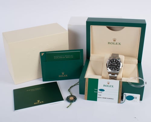 Box / Paper shot of Explorer 39MM 'Full Lume'