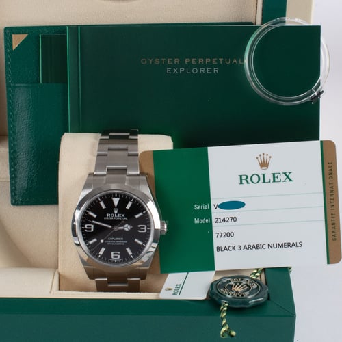 View in Box of Explorer 39MM 'Full Lume'