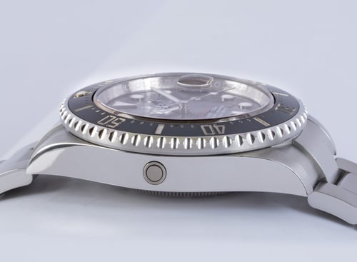 9' Side Shot of Sea-Dweller 43mm
