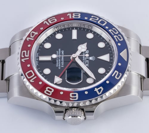 Crown Side Shot of GMT-Master II 'Pepsi'