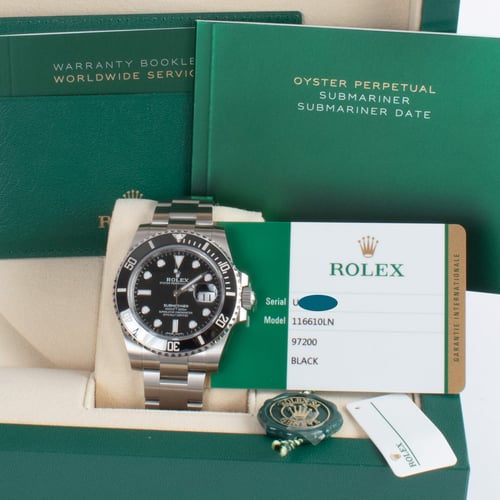 View in Box of Submariner Date
