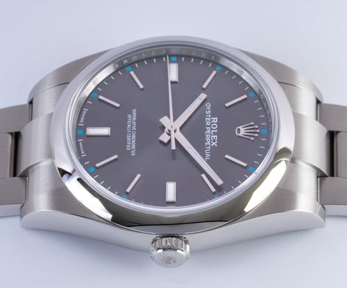 Crown Side Shot of Oyster Perpetual 39