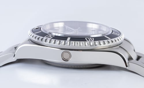 9' Side Shot of Sea-Dweller 4000