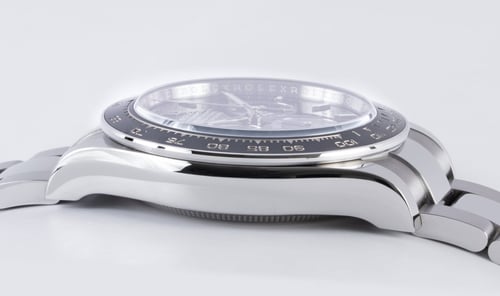 9' Side Shot of Daytona Cosmograph
